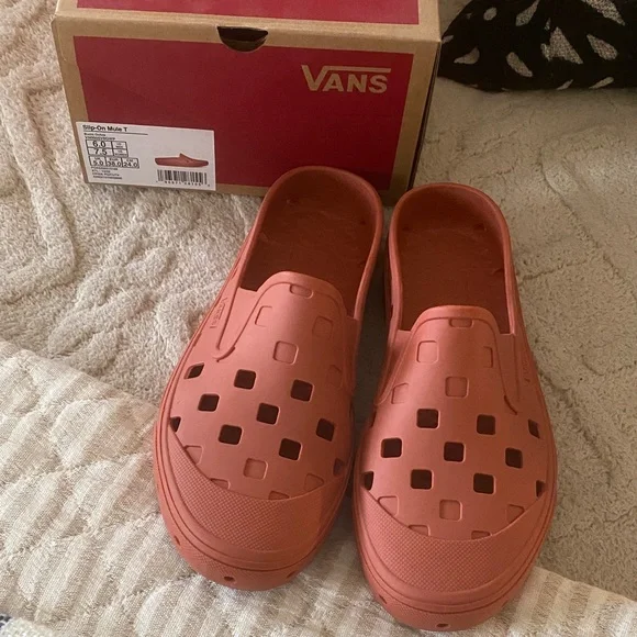Vans Orange Slip-On Trk Mule- open back - Picture 1 of 8